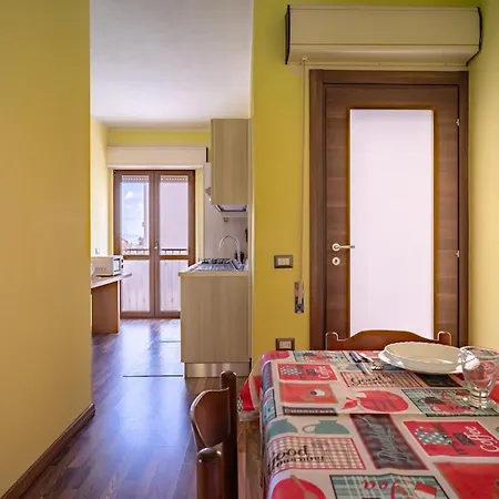 Holos Apartment